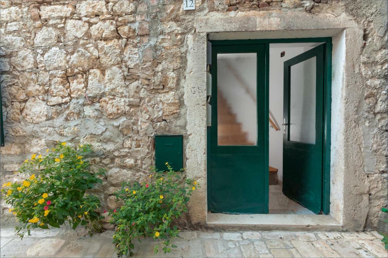 Mariva Downtown Apartment With Free Parking Rovinj Buitenkant foto